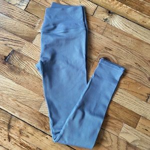 NWOT Alo Yoga Seamless High Waist Ribbed Legging